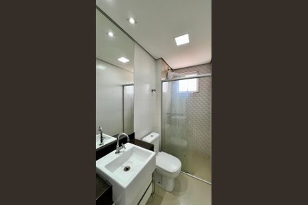 Apartamento à venda com 185m², 2 quartos e 2 vagasbanho