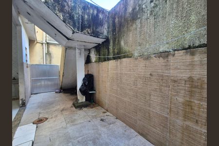 Casa de condomínio à venda com 105m², 2 quartos e 1 vagaÁrea externa