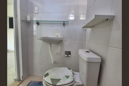 Casa de condomínio à venda com 105m², 2 quartos e 1 vagaBanheiro do Quarto 2