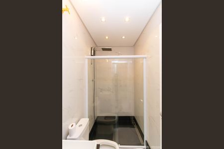 Apartamento à venda com 420m², 4 quartos e 6 vagas Apartamento à venda com 420m², 4 quartos e 6 vagasBanheiro da Suíte 2