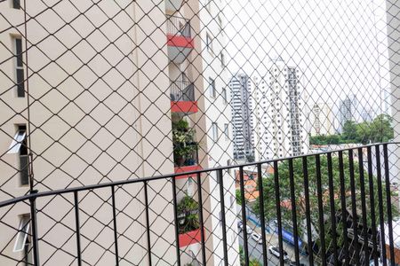 Apartamento para alugar com 73m², 2 quartos e 1 vaga Apartamento para alugar com 73m², 2 quartos e 1 vagaVaranda