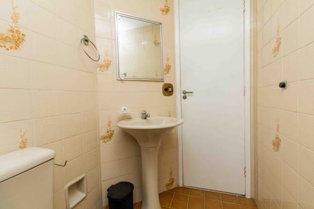 Apartamento para alugar com 73m², 2 quartos e 1 vaga Apartamento para alugar com 73m², 2 quartos e 1 vagaBanheiro 1