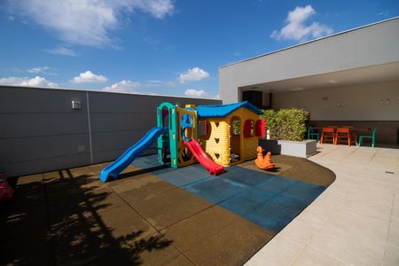 Apartamento para alugar com 72m², 2 quartos e 1 vagaÁrea comum - Playground