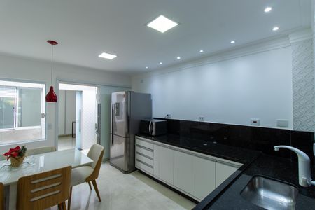 Casa de condomínio para alugar com 121m², 3 quartos e 2 vagasCozinha