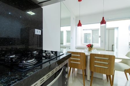 Casa de condomínio para alugar com 121m², 3 quartos e 2 vagasCozinha