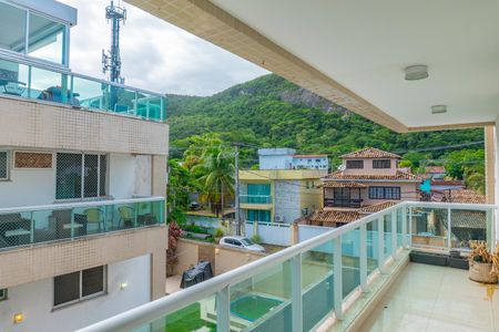 Apartamento à venda com 88m², 2 quartos e 2 vagasVaranda