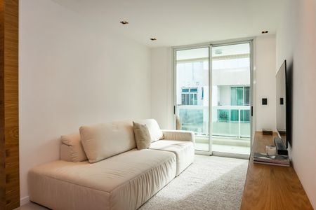 Apartamento à venda com 88m², 2 quartos e 2 vagasSala