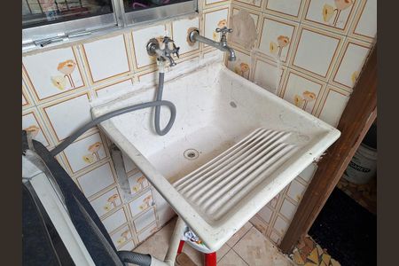 Casa à venda com 300m², 5 quartos e 1 vagaÁrea de Serviço