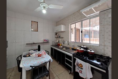Casa à venda com 300m², 5 quartos e 1 vagaCozinha