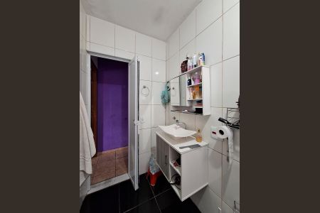 Casa à venda com 300m², 5 quartos e 1 vagaBanheiro