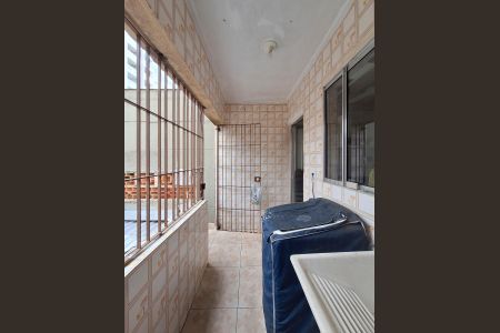 Casa à venda com 300m², 5 quartos e 1 vagaÁrea de Serviço
