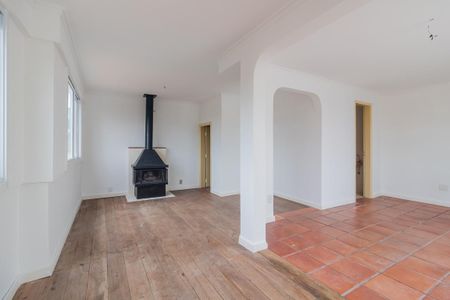 Apartamento à venda com 149m², 2 quartos e 1 vaga Apartamento à venda com 149m², 2 quartos e 1 vagaCobertura