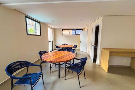 Apartamento para alugar com 35m², 1 quarto e sem vaga Apartamento para alugar com 35m², 1 quarto e sem vagaÁrea comum - Salão de festas