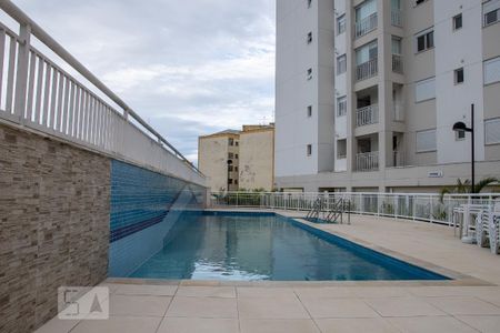 Apartamento à venda com 60m², 2 quartos e 1 vaga Apartamento à venda com 60m², 2 quartos e 1 vagaÁrea comum - Piscina