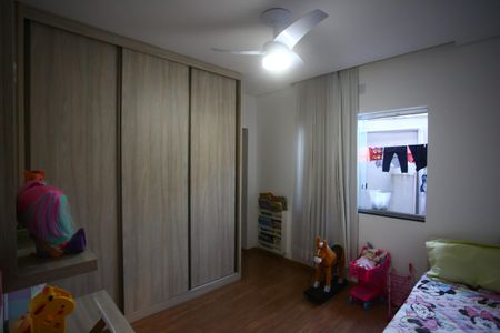 Casa à venda com 370m², 4 quartos e 3 vagasSuíte 2