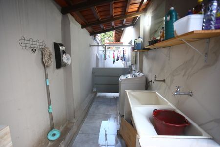 Casa à venda com 370m², 4 quartos e 3 vagasÁrea de Serviço