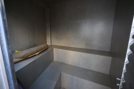 Casa à venda com 370m², 4 quartos e 3 vagasBanheiro Piscina