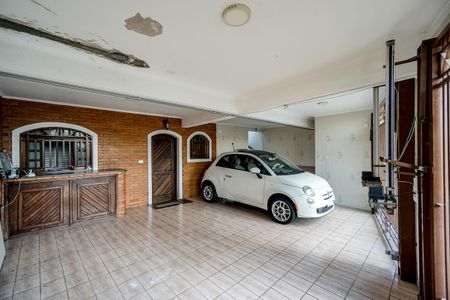 Casa à venda com 170m², 3 quartos e 2 vagas Casa à venda com 170m², 3 quartos e 2 vagasGaragem