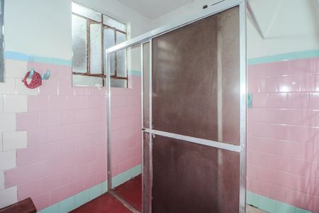 Casa para alugar com 110m², 2 quartos e 1 vaga Casa para alugar com 110m², 2 quartos e 1 vagaBanheiro