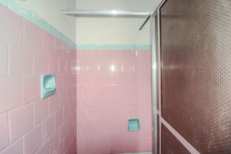 Casa para alugar com 110m², 2 quartos e 1 vaga Casa para alugar com 110m², 2 quartos e 1 vagaBanheiro