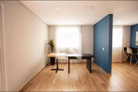 Apartamento para alugar com 38m², 2 quartos e sem vagaÁrea comum