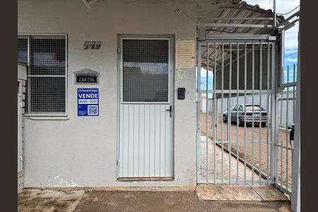 Apartamento à venda com 49m², 2 quartos e 1 vaga Apartamento à venda com 49m², 2 quartos e 1 vagaFachada + Placa