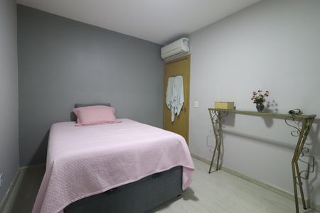 Apartamento para alugar com 63m², 2 quartos e 1 vagaQuarto 01