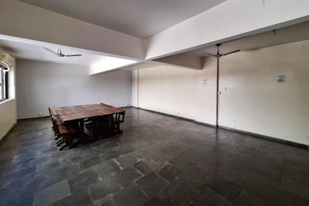 Apartamento à venda com 120m², 3 quartos e sem vaga Apartamento à venda com 120m², 3 quartos e sem vagaÁrea comum