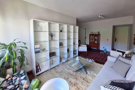 Apartamento à venda com 120m², 3 quartos e sem vaga Apartamento à venda com 120m², 3 quartos e sem vagaSala
