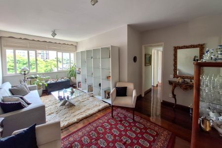 Apartamento à venda com 120m², 3 quartos e sem vaga Apartamento à venda com 120m², 3 quartos e sem vagaSala
