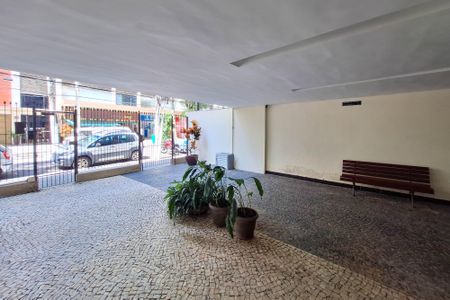 Apartamento à venda com 120m², 3 quartos e sem vaga Apartamento à venda com 120m², 3 quartos e sem vagaFachada