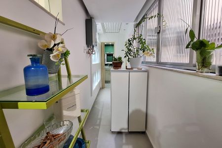 Apartamento à venda com 120m², 3 quartos e sem vaga Apartamento à venda com 120m², 3 quartos e sem vagaÁrea de Serviço