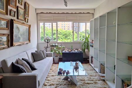 Apartamento à venda com 120m², 3 quartos e sem vaga Apartamento à venda com 120m², 3 quartos e sem vagaSala