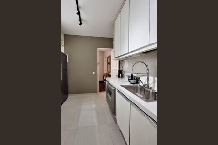 Apartamento à venda com 120m², 3 quartos e sem vaga Apartamento à venda com 120m², 3 quartos e sem vagaCozinha