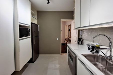 Apartamento à venda com 120m², 3 quartos e sem vaga Apartamento à venda com 120m², 3 quartos e sem vagaCozinha