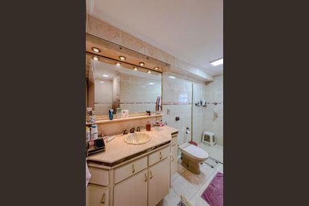 Apartamento à venda com 102m², 3 quartos e 1 vagaBanheiro