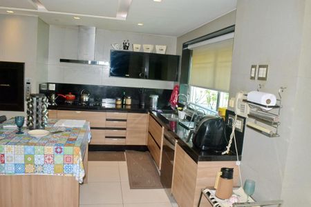 Apartamento à venda com 830m², 4 quartos e 5 vagasCozinha