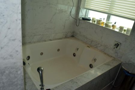 Apartamento à venda com 830m², 4 quartos e 5 vagasBanheiro 3