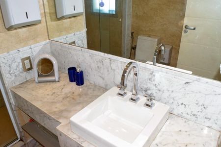 Apartamento à venda com 830m², 4 quartos e 5 vagasBanheiro