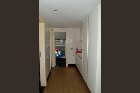 Apartamento à venda com 830m², 4 quartos e 5 vagasÁrea de Serviço