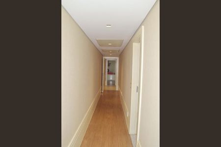 Apartamento à venda com 830m², 4 quartos e 5 vagasCorredor