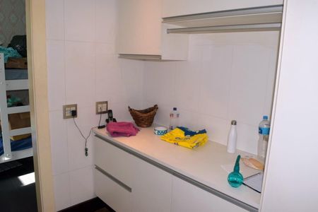 Apartamento à venda com 830m², 4 quartos e 5 vagasÁrea de Serviço