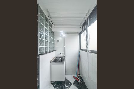 Apartamento para alugar com 76m², 3 quartos e 2 vagas Apartamento para alugar com 76m², 3 quartos e 2 vagasLavanderia