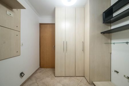 Apartamento para alugar com 76m², 3 quartos e 2 vagas Apartamento para alugar com 76m², 3 quartos e 2 vagasQuarto 2