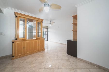 Apartamento para alugar com 76m², 3 quartos e 2 vagas Apartamento para alugar com 76m², 3 quartos e 2 vagasSala