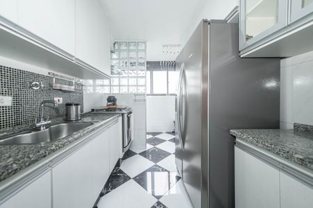 Apartamento para alugar com 76m², 3 quartos e 2 vagas Apartamento para alugar com 76m², 3 quartos e 2 vagasCozinha