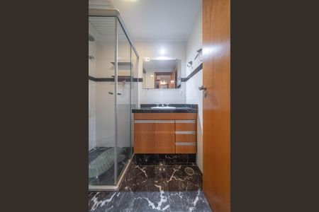Apartamento para alugar com 76m², 3 quartos e 2 vagas Apartamento para alugar com 76m², 3 quartos e 2 vagasBanheiro