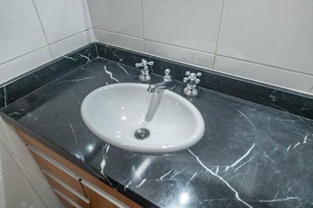 Apartamento para alugar com 76m², 3 quartos e 2 vagas Apartamento para alugar com 76m², 3 quartos e 2 vagasBanheiro da Suíte