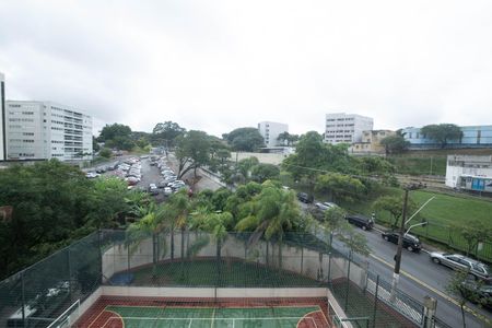 Apartamento para alugar com 76m², 3 quartos e 2 vagas Apartamento para alugar com 76m², 3 quartos e 2 vagasVaranda - Vista