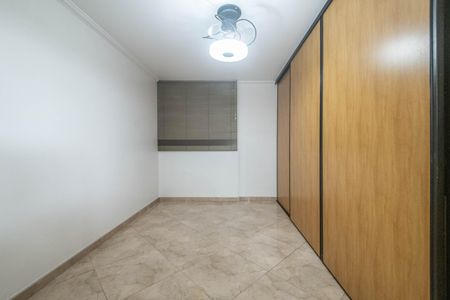 Apartamento para alugar com 76m², 3 quartos e 2 vagas Apartamento para alugar com 76m², 3 quartos e 2 vagasSuíte